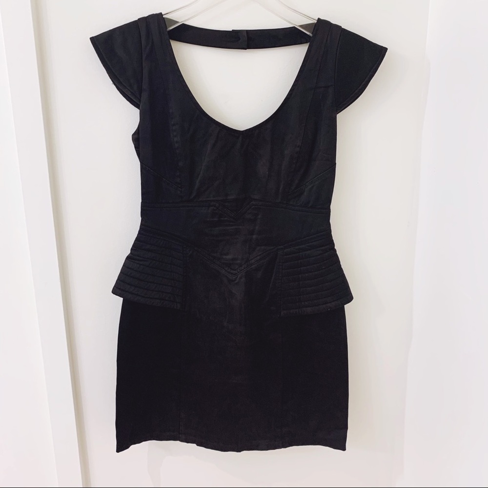 Dollfins || Dress